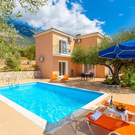Villa Eri Лурдата Екстериор снимка