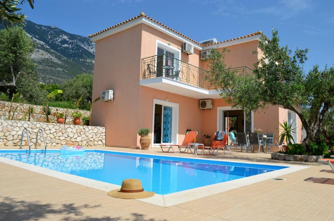 Villa Eri Лурдата Екстериор снимка
